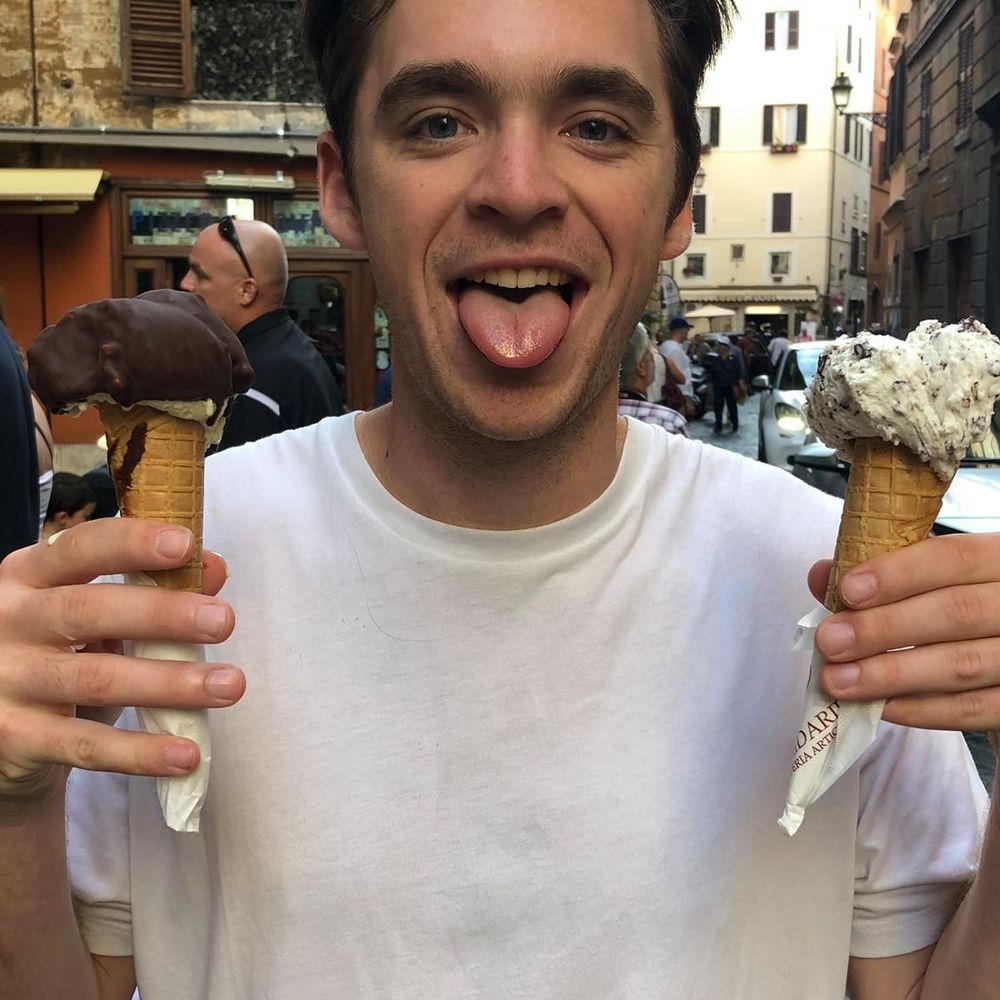 Meet your Posher, Evan